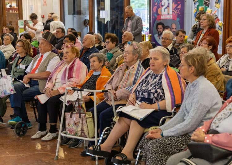 Képes összefoglaló a váci Idősek Ünnepéről