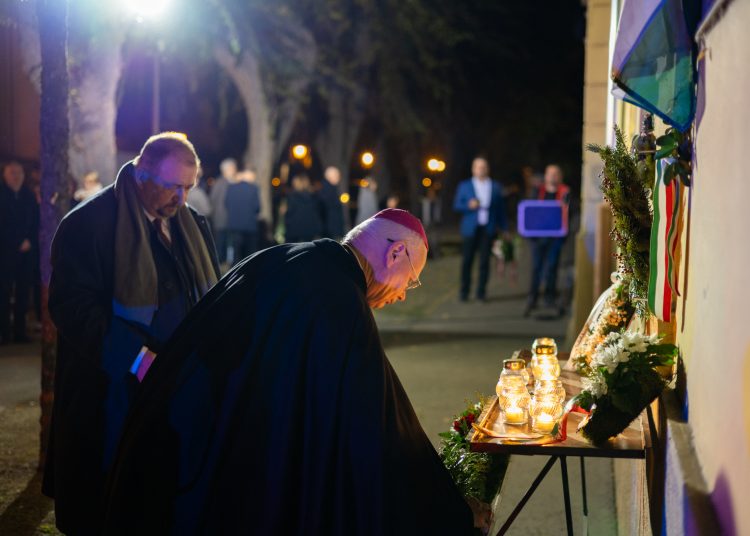 Az ’56-os városi megemlékezés (fotógaléria)