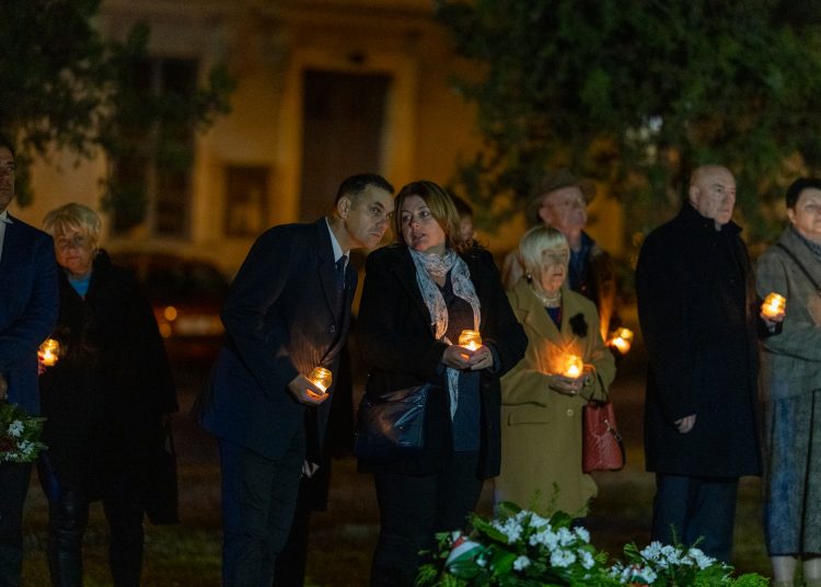 Az ’56-os városi megemlékezés (fotógaléria)