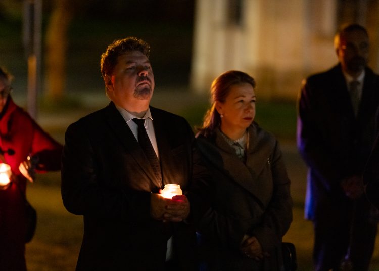 Az ’56-os városi megemlékezés (fotógaléria)