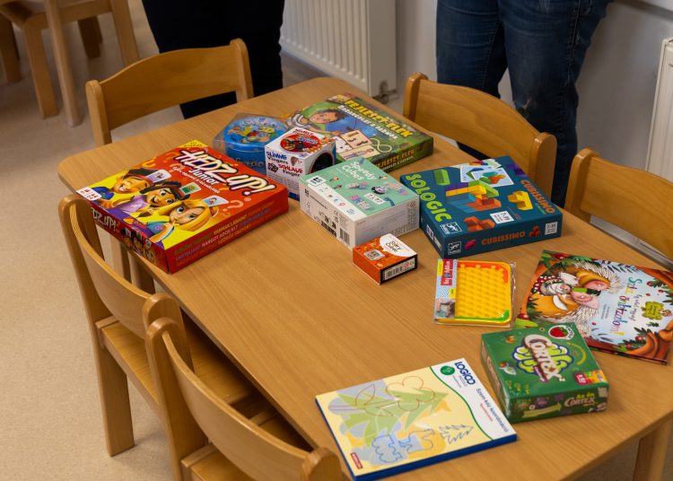 Donaueschingeni felajánlásból kapott játékokat a Sirály utcai óvoda – videóval