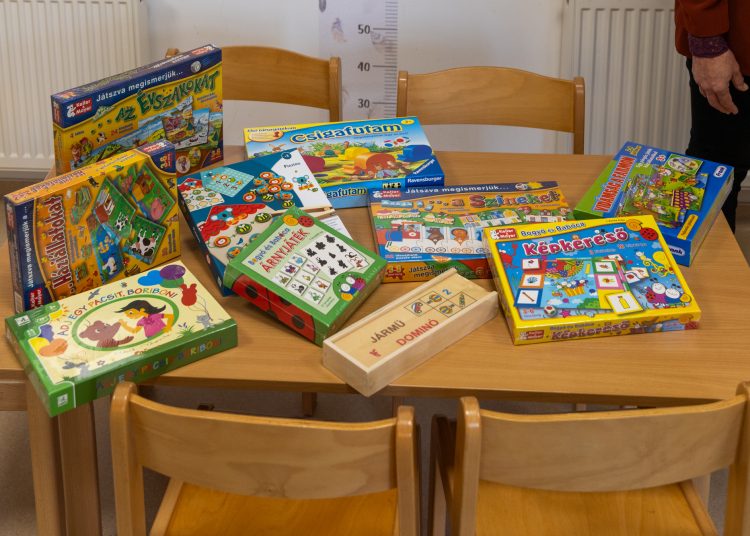 Donaueschingeni felajánlásból kapott játékokat a Sirály utcai óvoda – videóval