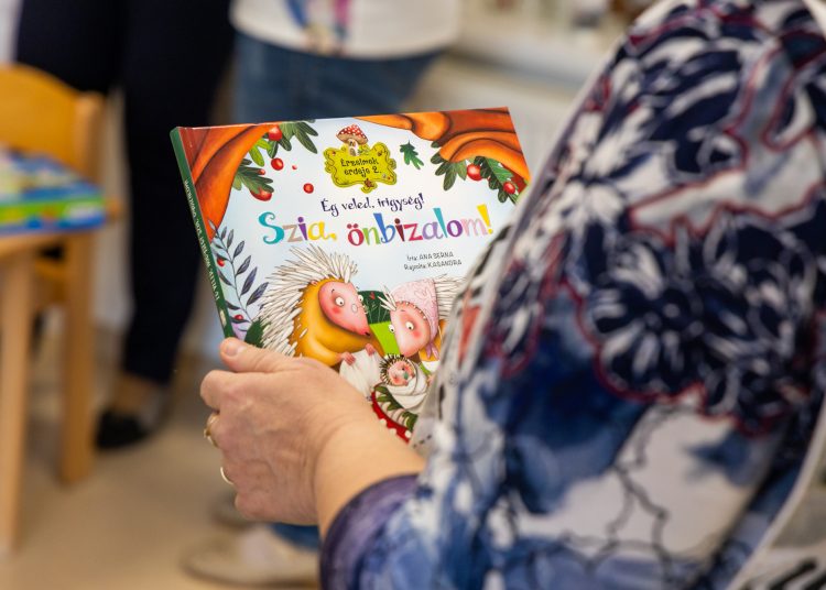 Donaueschingeni felajánlásból kapott játékokat a Sirály utcai óvoda – videóval