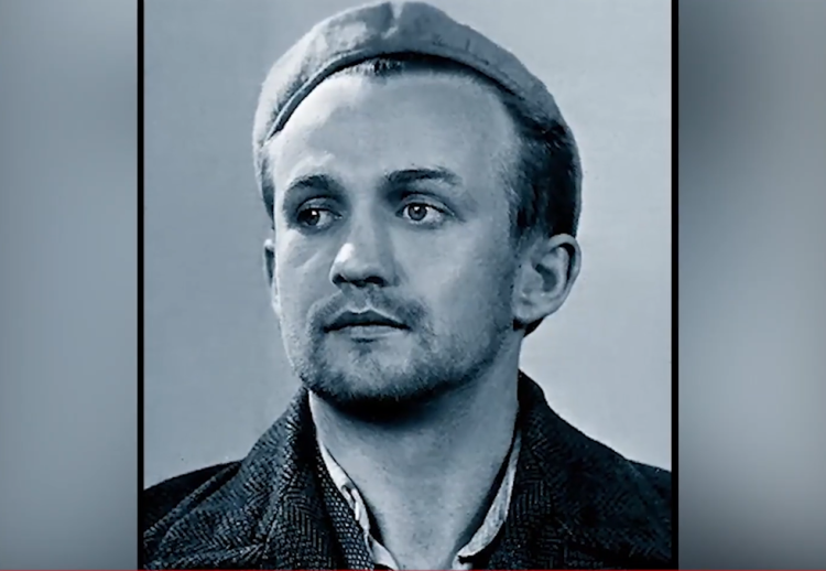 Halálának 67. évfordulóján kapott márványtáblát a váci 56-os harcos – videóval