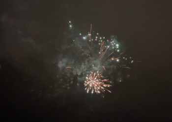 Bírság járhat a fel nem használt, otthon tárolt pirotechnikai eszközökért