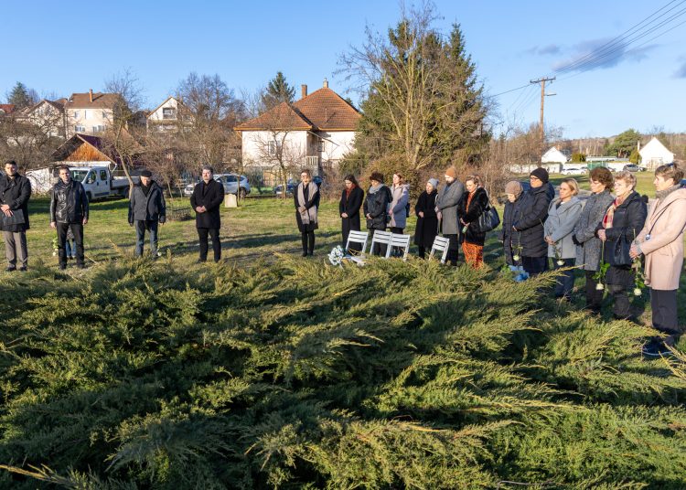 Városi megemlékezés a kommunizmus áldozatairól ( fotógaléria)