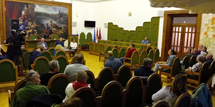 Lakossági fórum a Duna-partról