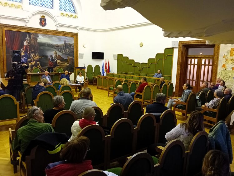 Lakossági fórum a Duna-partról