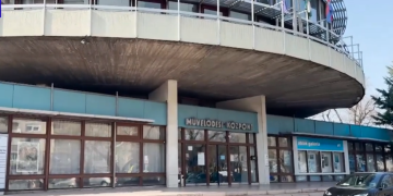 Felújítják a művelődési központ főbejáratát