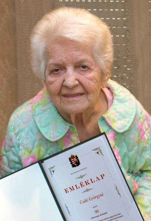 Szeretettel köszöntjük a 90 éves Csáki Györgynét