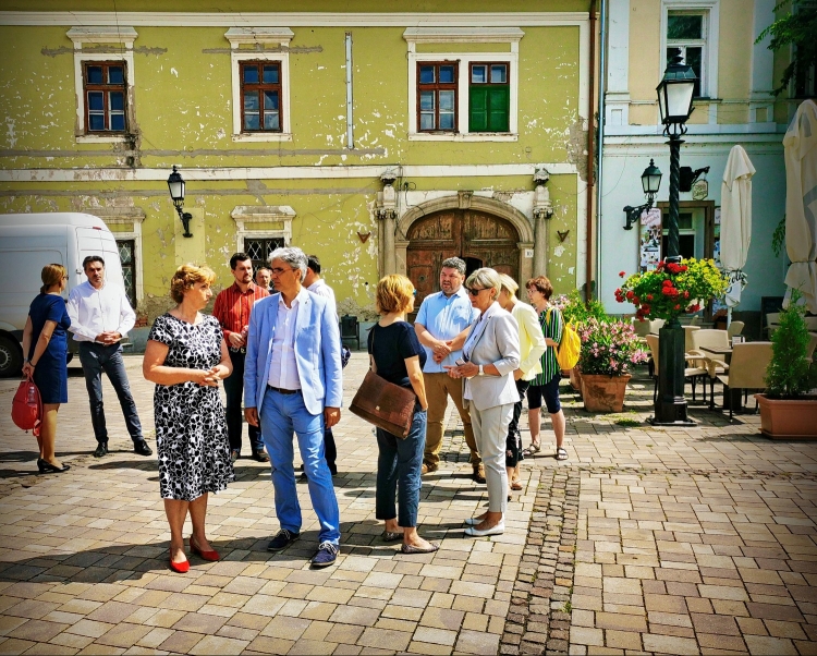 Vác és Szentendre: szorosabb együttmûködés