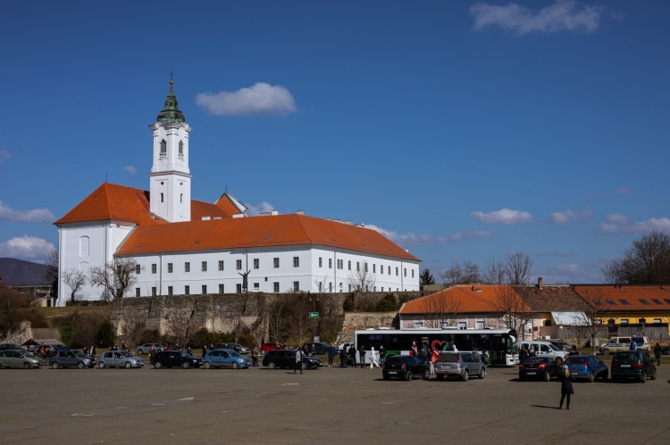 A váci szûrõbuszos tesztelések e heti idõpontjai