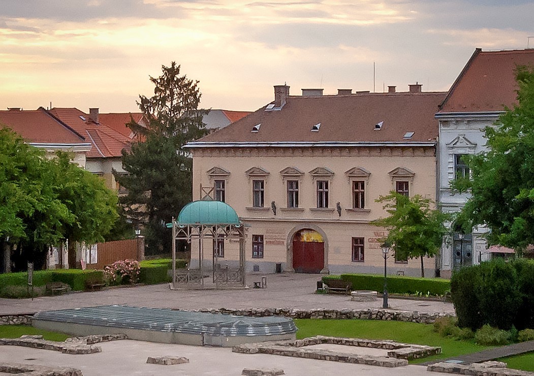 Védett épületek felújításának támogatása