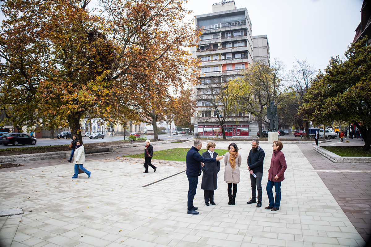 Vége az első ütemnek: új közösségi tér jön létre a város szívében