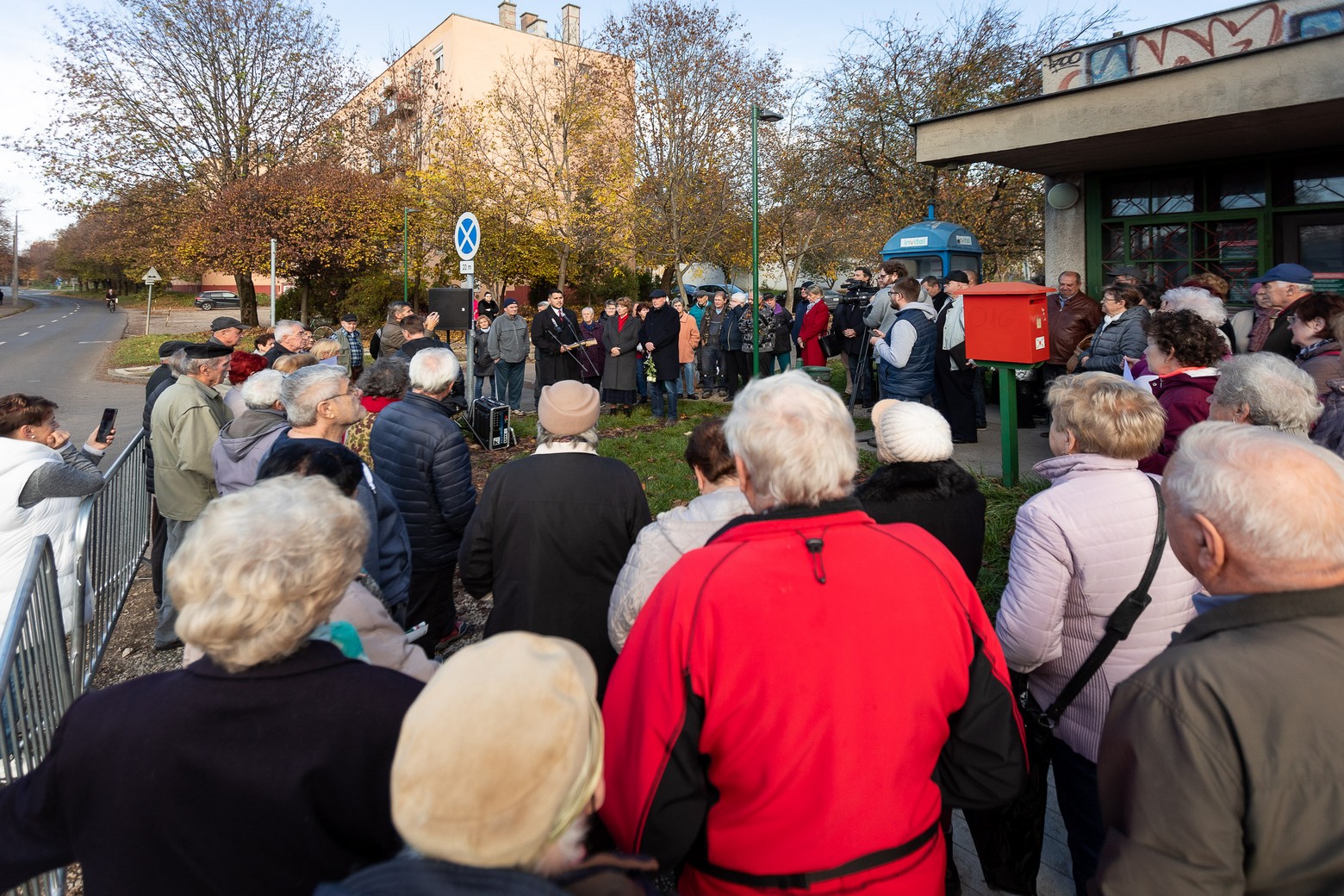 Többezer tiltakozó aláírás a deákvári posta bezárása ellen