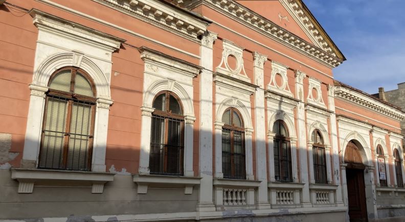 Immár 10. hónapja, hogy elvették a váciaktól