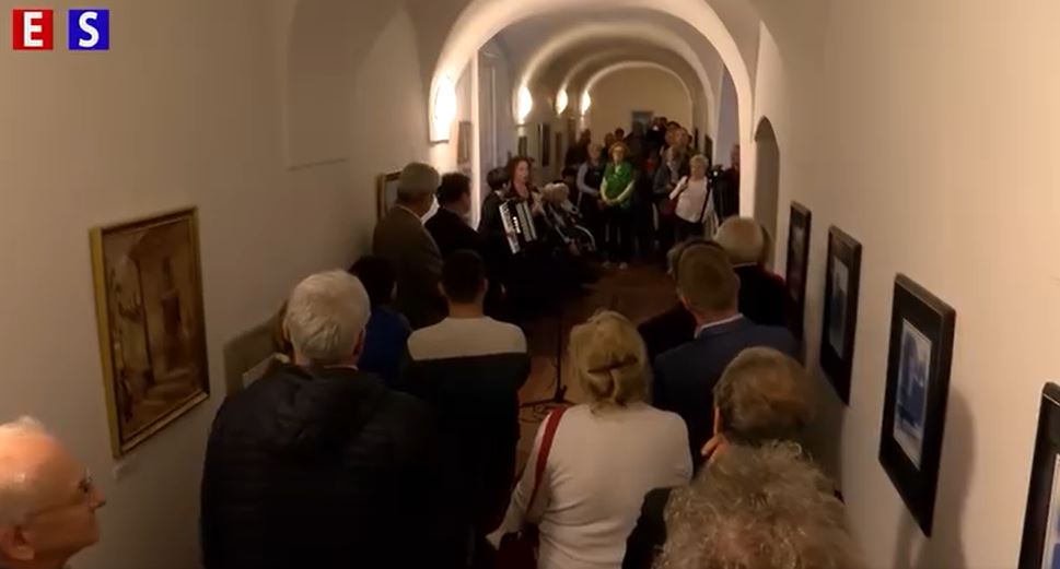 Megnyílt a Vác Városháza Galéria 