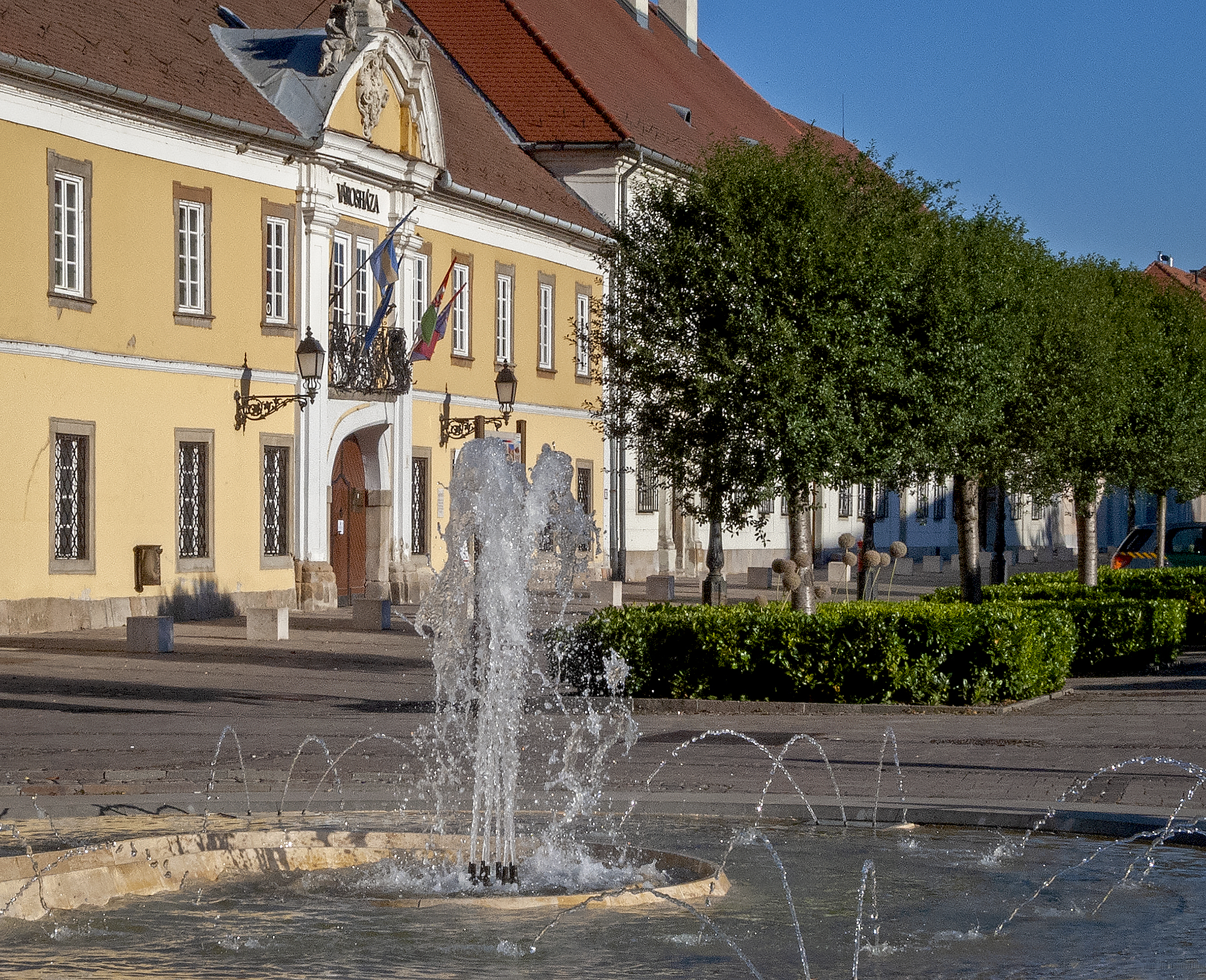 Döntések a városi kitüntetésekről