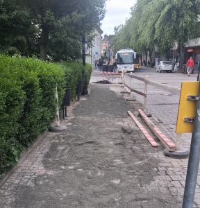 Visszahelyezésre került a buszmegálló